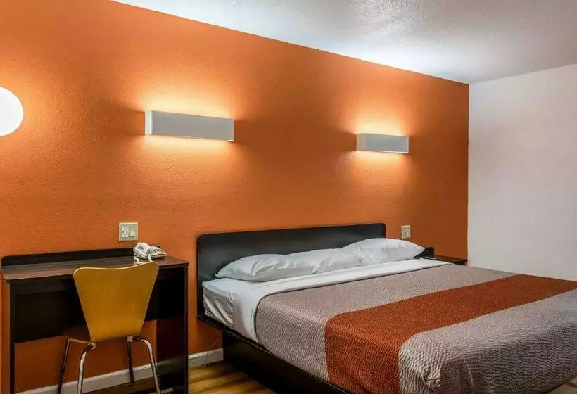 キングサイズベッドのスタンダードルーム, Motel 6 Florence, Ky   Cincinnati Airport