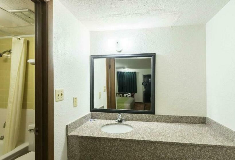 غرفة قياسية سرير كينج, Motel 6mattoon, Il