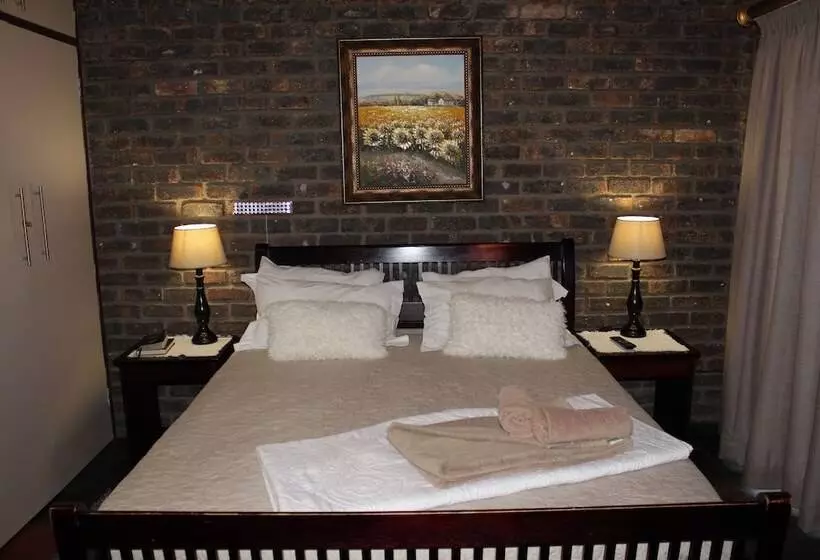 اتاق استاندارد, Royal Game Guest House