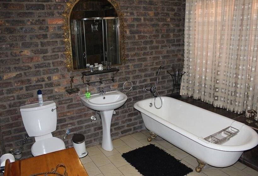 Семейный Номер, Royal Game Guest House