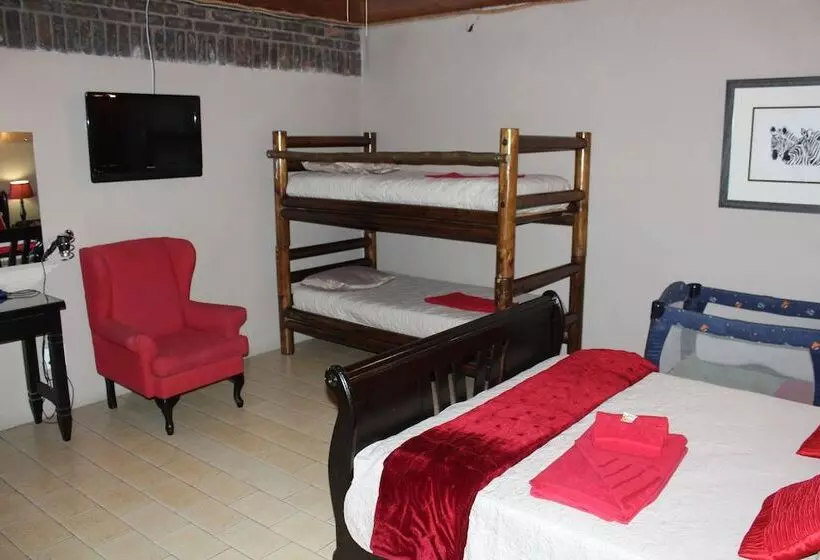 اتاق خانوادگی, Royal Game Guest House
