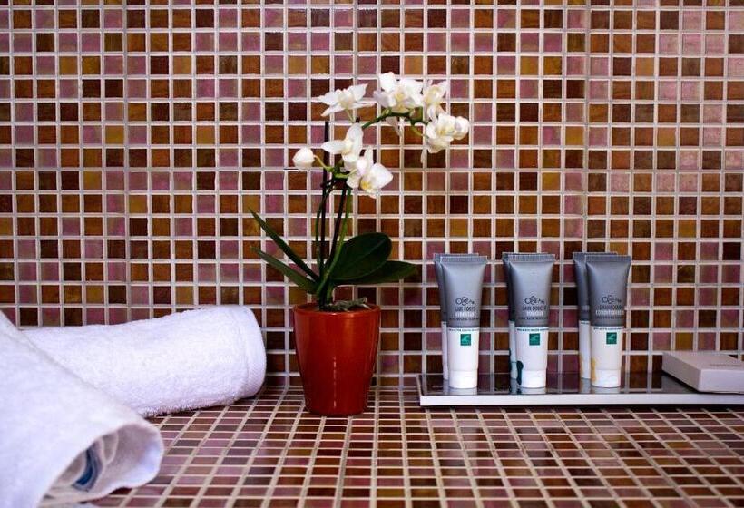 סוויטה, Almira Suites   Seafront   Naousa Paros