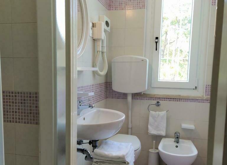 Pokój Standard, Capri