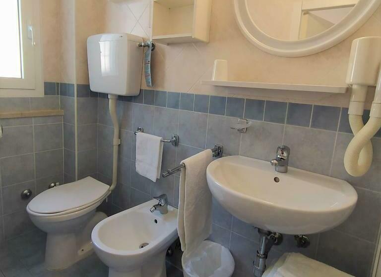 Pokój Standard, Capri