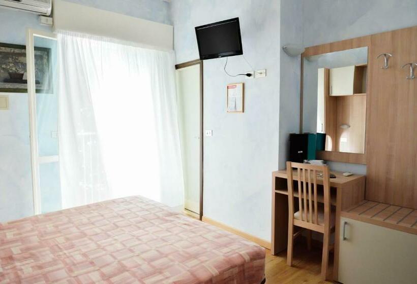 Pokój Standard, Capri