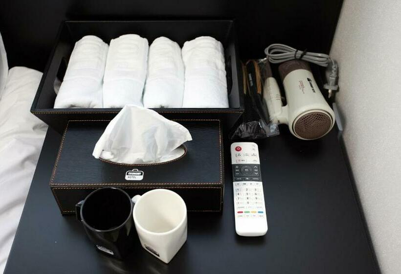 Номер Стандарт, Ekonomy Hotel Myeongdong Premier