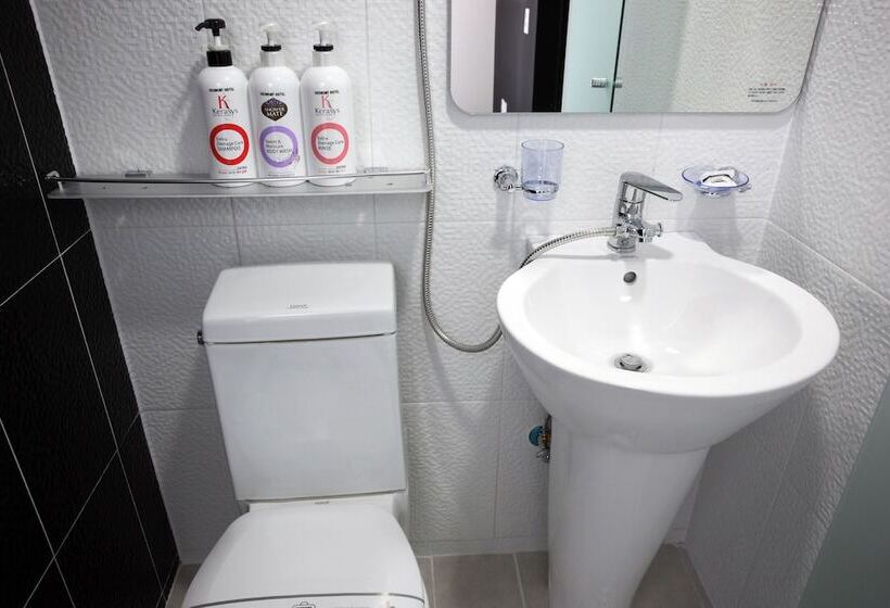 Номер Стандарт Индивидуальный, Ekonomy Hotel Myeongdong Premier