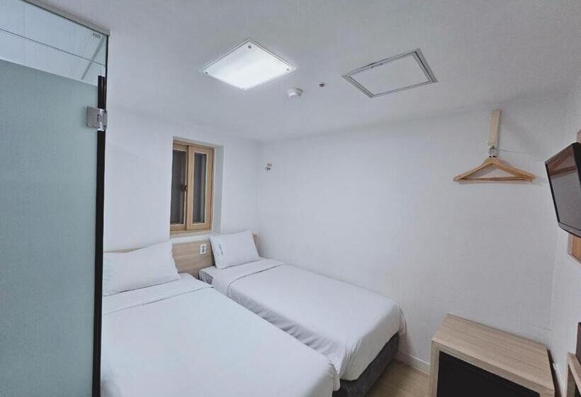 Номер Economy, Ekonomy Hotel Myeongdong Premier