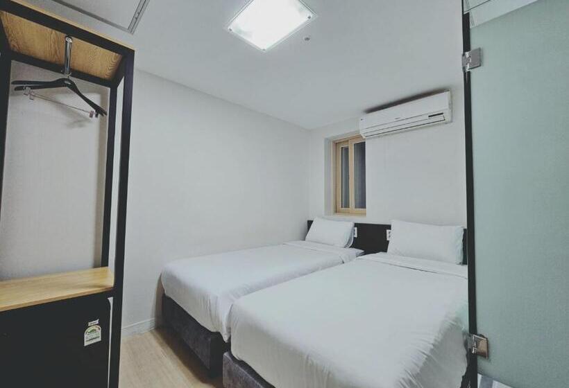 Номер Economy, Ekonomy Hotel Myeongdong Premier