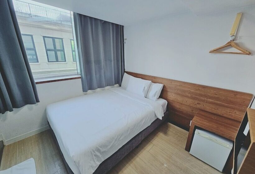 Номер Стандарт, Ekonomy Hotel Myeongdong Premier