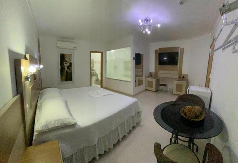 جناح سرير كينج, Grande