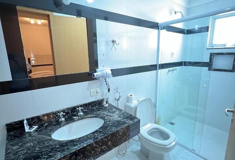 جناح سرير كينج, Grande