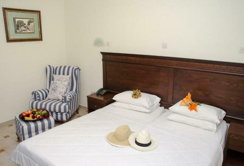 Номер Стандарт, Hanioti Melathron