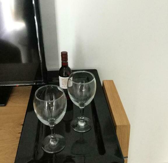 Полулюкс Вид на Сад, Hanioti Melathron