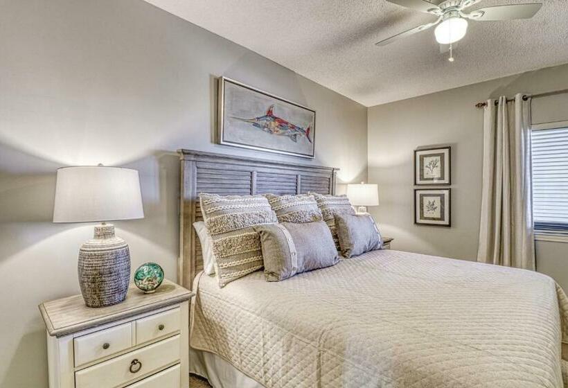 Апартаменты 3 Спальни, The Palms #1002