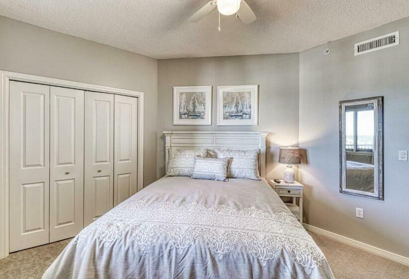 Апартаменты 3 Спальни, The Palms #1002