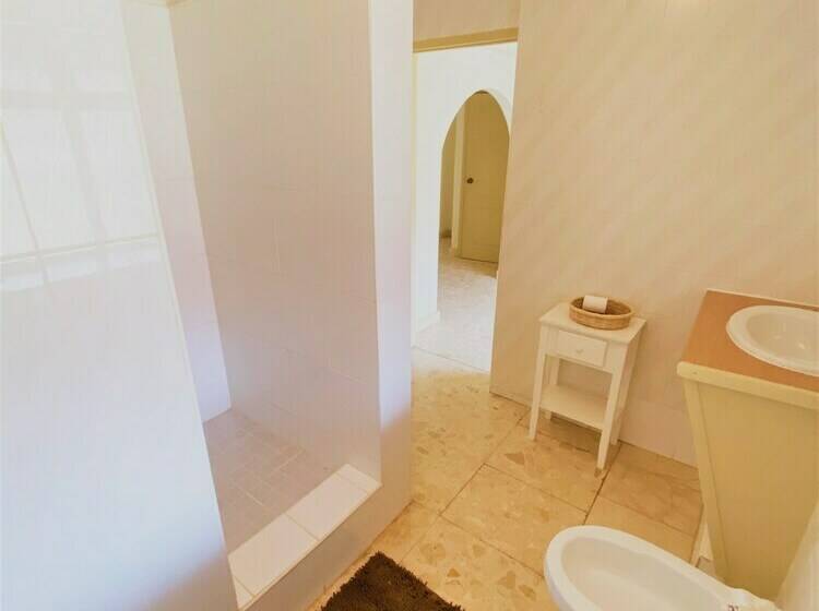 ویلا دلوکس 2 خوابه, Kololi Beach Resort