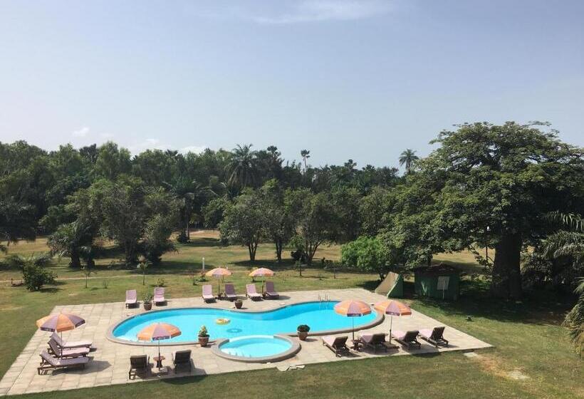 آپارتمان سوپریور 2 خوابه, Kololi Beach Resort