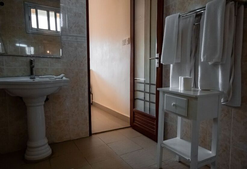 آپارتمان سوپریور 2 خوابه, Kololi Beach Resort