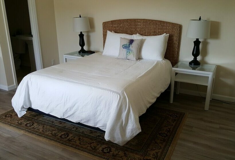Номер Комфорт, Pacific Crest Hotel Santa Barbara