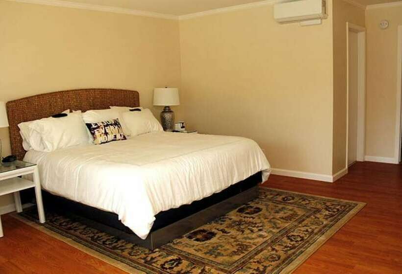 Comfort-huone, Pacific Crest Hotel Santa Barbara