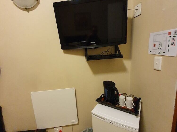 חדר סטנדרט יחיד, 7th Street Guesthouse