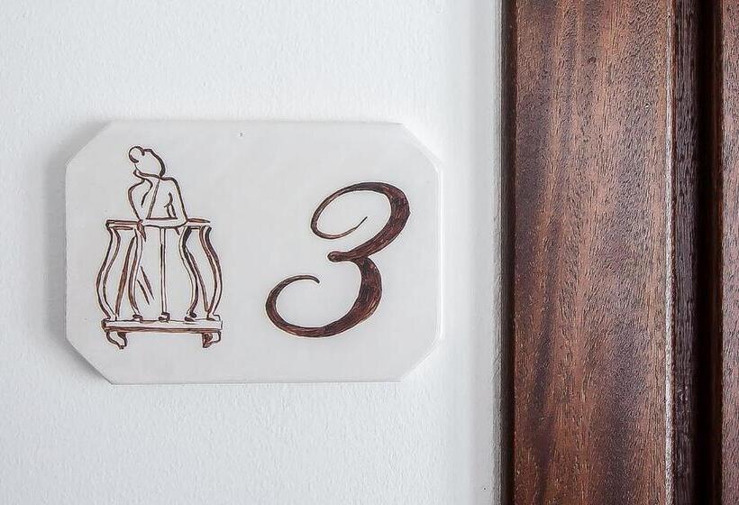 Четырехместный Номер Стандарт, B&b Donna Concetta