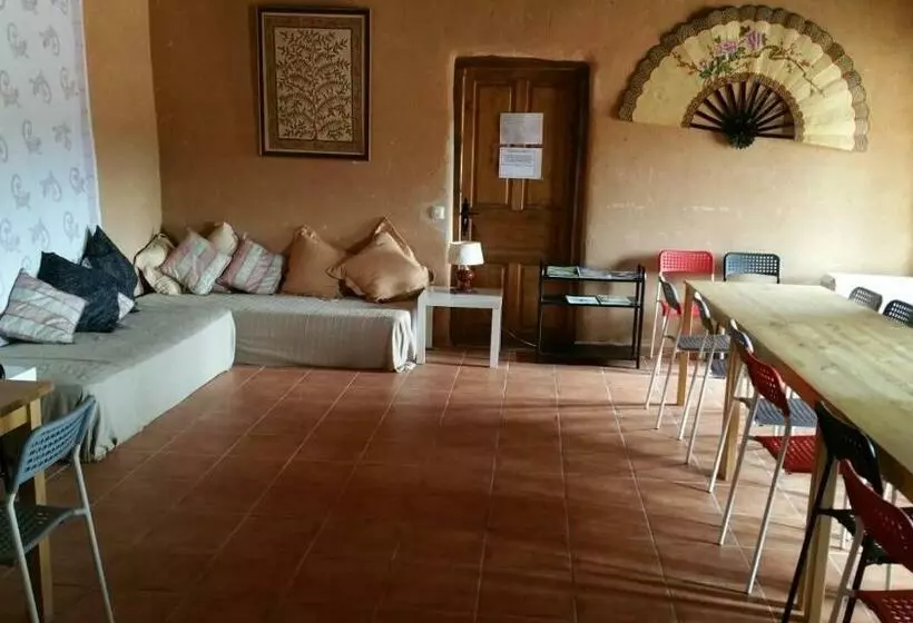 ルームシェアのワンベッド, Albergue Rural Las Águedas