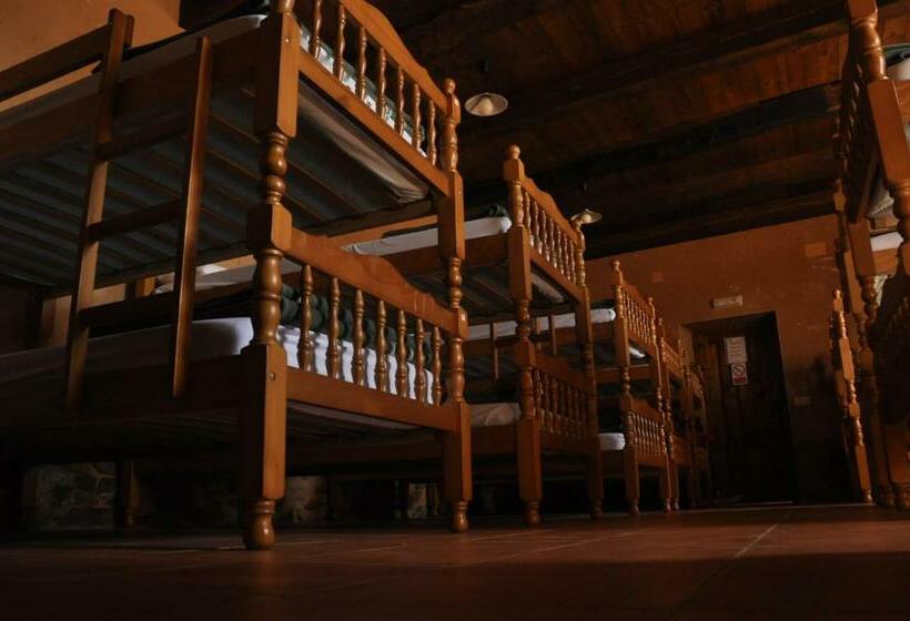 Кровать в Общей Комнате, Albergue Rural Las Águedas