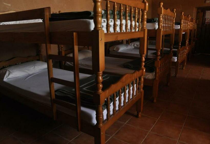 ルームシェアのワンベッド, Albergue Rural Las Águedas