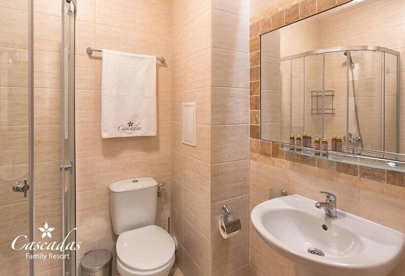 标准工作室, Cascadas Family Resort