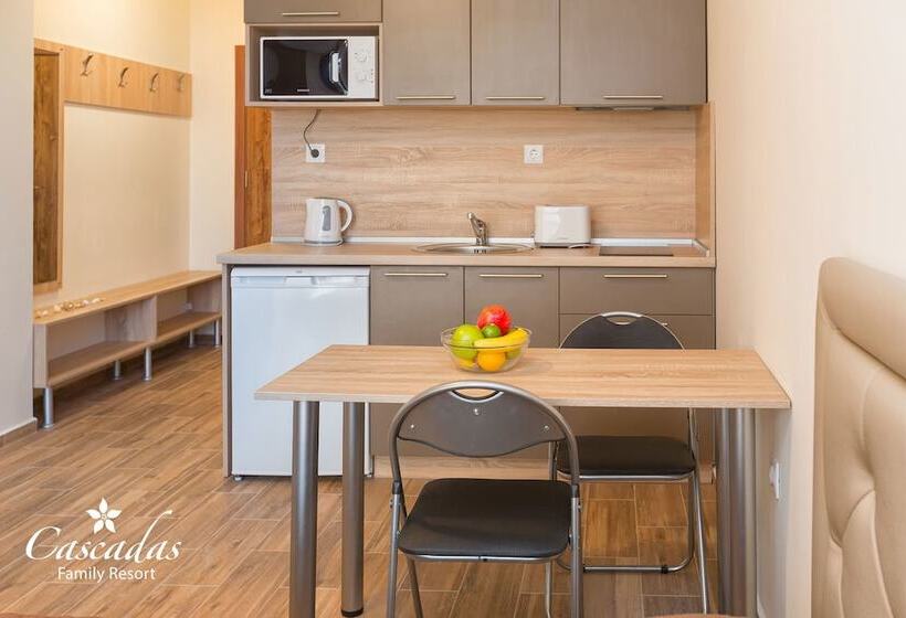 استودیوی استاندارد, Cascadas Family Resort