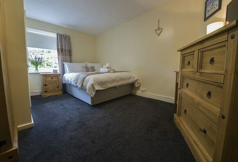 חדר סופריור, The Unicorn Richmond