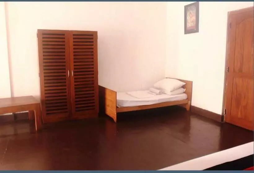 اتاق لوکس, 256 Townhouse Rest