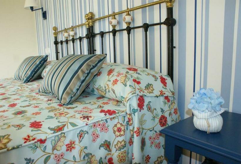 اتاق استاندارد, Colonial De Santillana