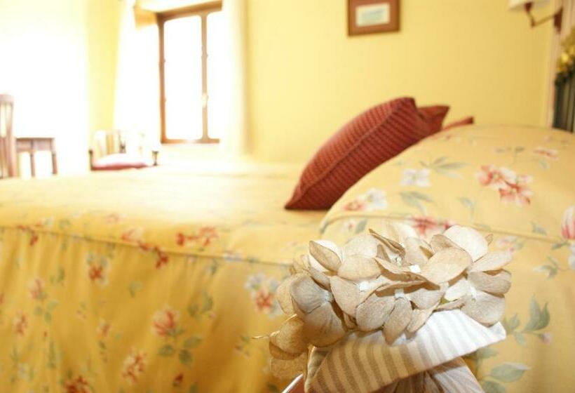 اتاق استاندارد, Colonial De Santillana