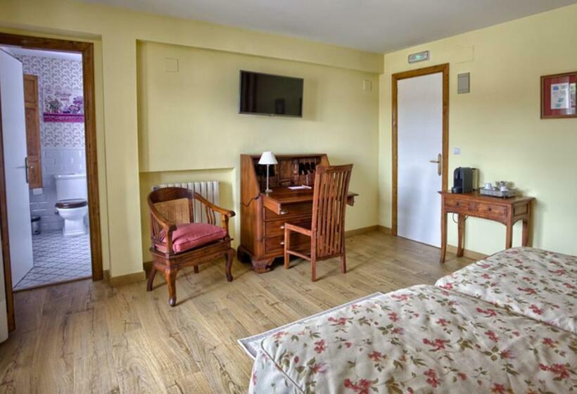 اتاق استاندارد, Colonial De Santillana