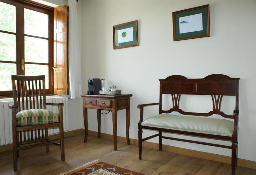 اتاق استاندارد, Colonial De Santillana