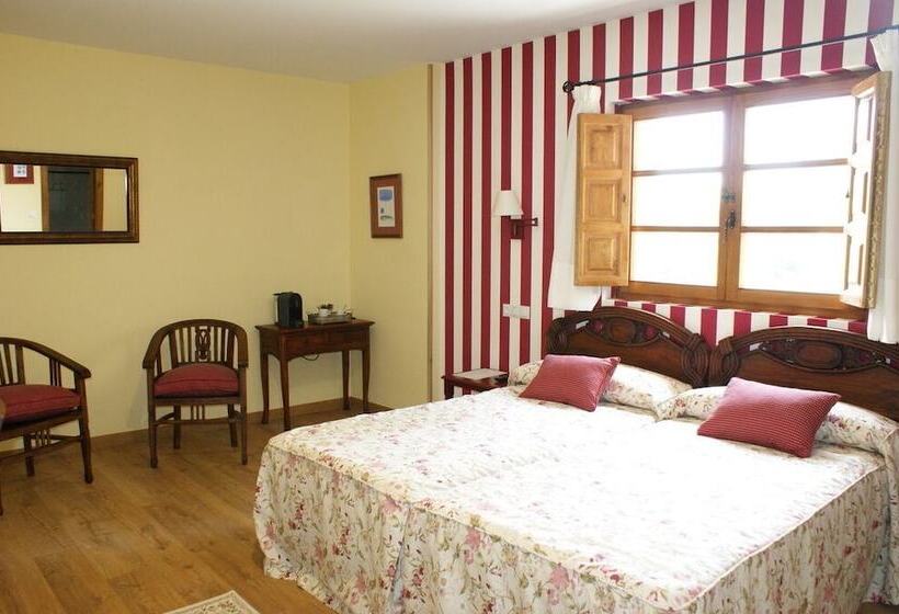 اتاق استاندارد, Colonial De Santillana