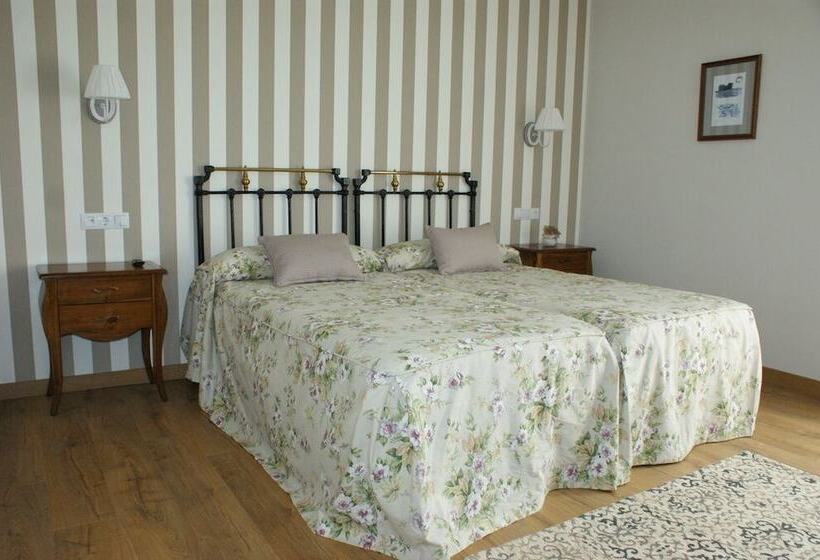 اتاق استاندارد, Colonial De Santillana