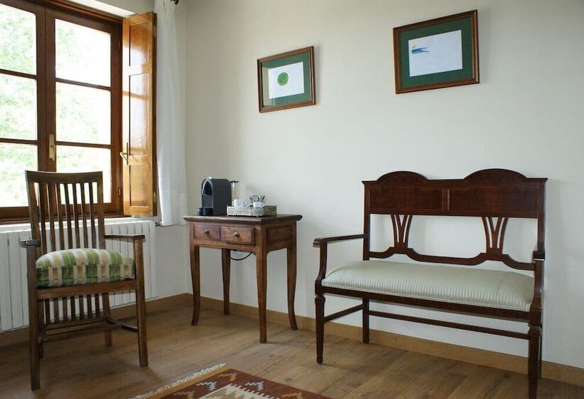 اتاق استاندارد, Colonial De Santillana