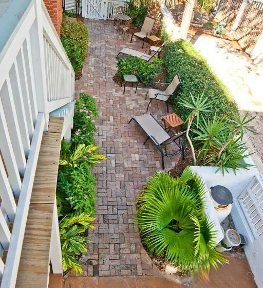 מיטת קינג בסוויטה, Desoto Beach Gardens