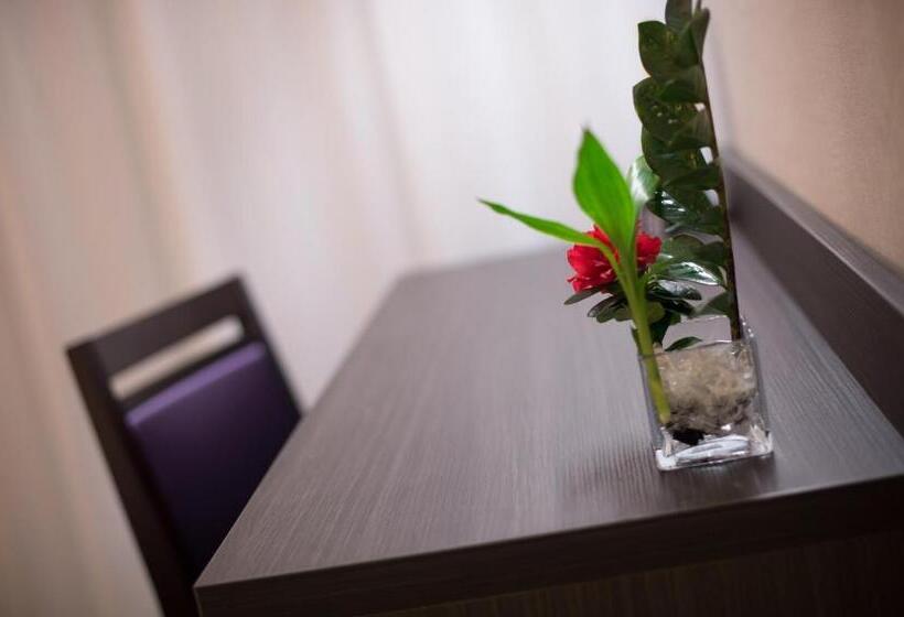 패밀리 룸, Eurocentre 3 Toulouse Nord