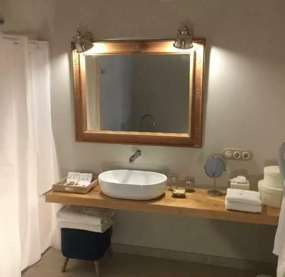 اتاق راحتی, Jardí De Ses Bruixes Boutique