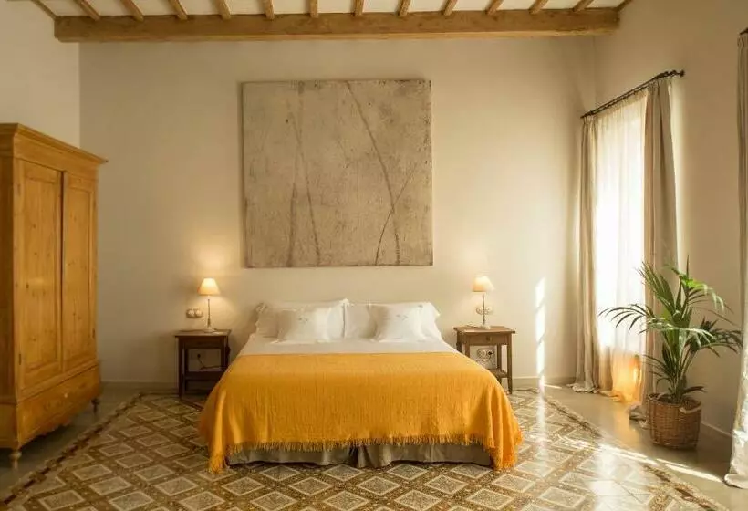 اتاق لوکس, Jardí De Ses Bruixes Boutique