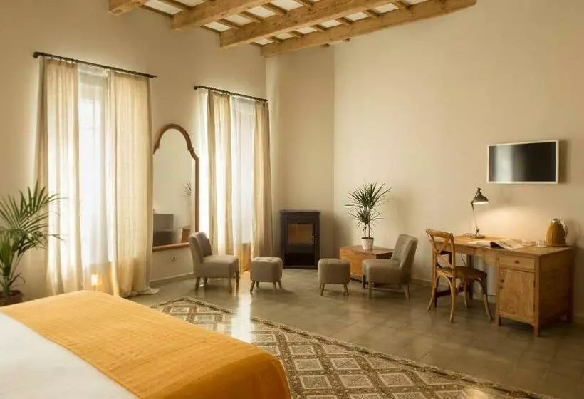 اتاق لوکس, Jardí De Ses Bruixes Boutique