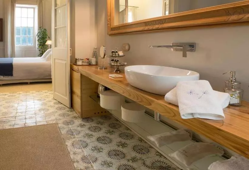 اتاق لوکس, Jardí De Ses Bruixes Boutique