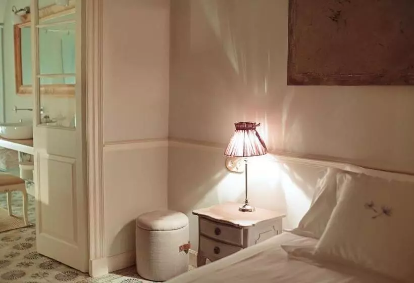 اتاق لوکس, Jardí De Ses Bruixes Boutique