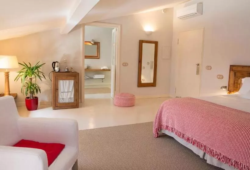 اتاق لوکس, Jardí De Ses Bruixes Boutique