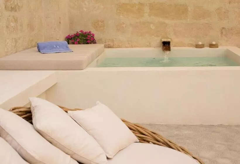 سوییت سوپریور, Jardí De Ses Bruixes Boutique
